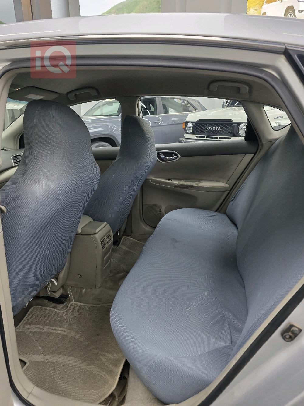 نیسان سێنترا